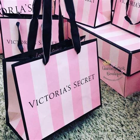 victoria secret shopper